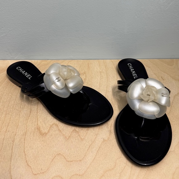 Chanel Camellia Rubber Sandals - Size 36 - Picture 2 of 3
